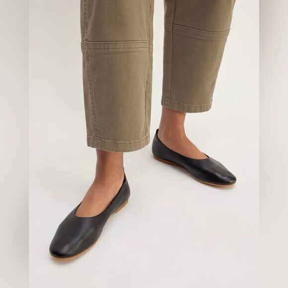 NEW EVERLANE The Day Glove in Black Italian Leather Flat - Picture 3 of 8